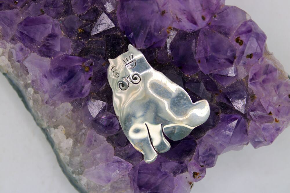 Far Fetched Sterling Silver Distinguished Cat Brooch